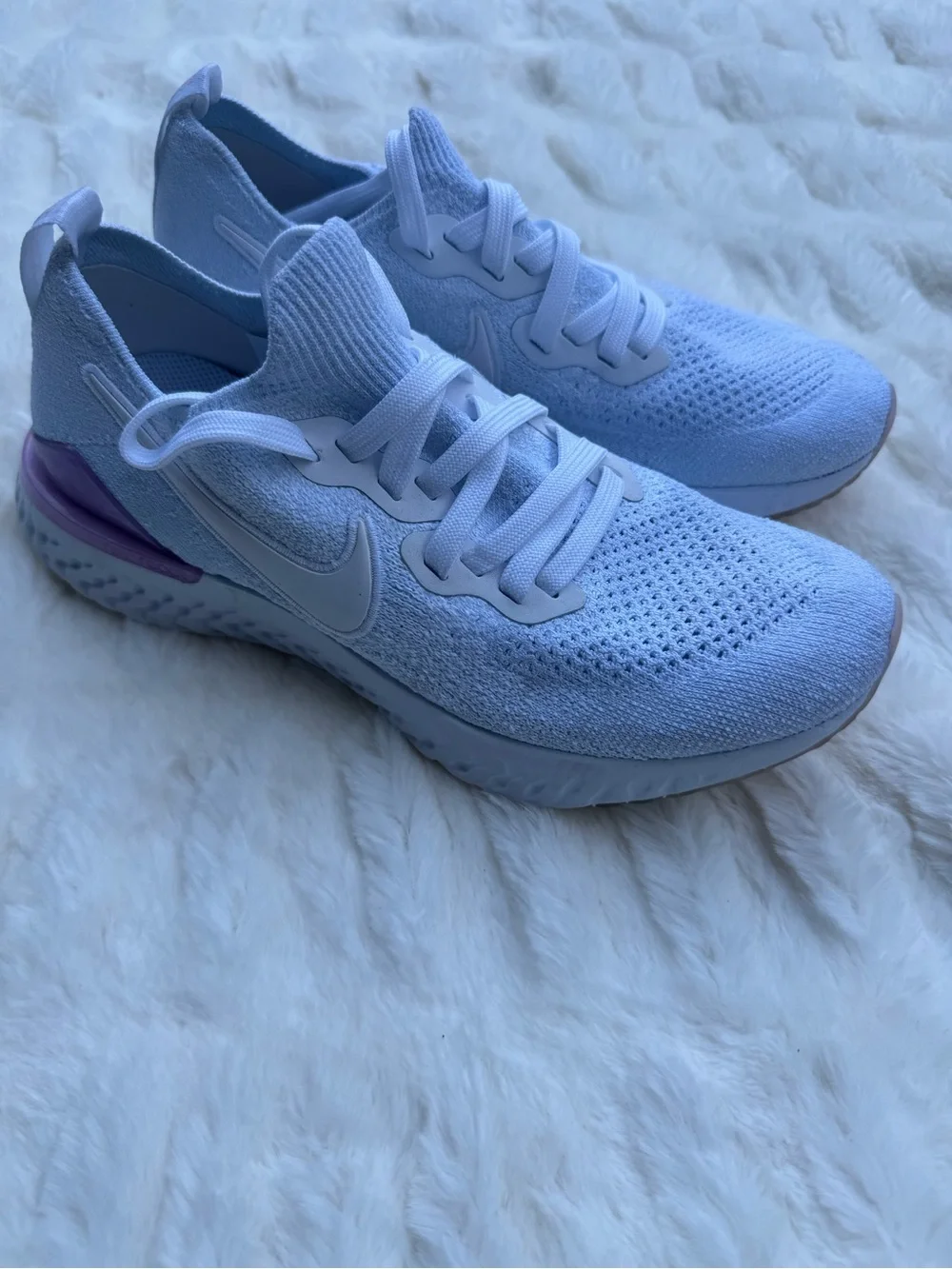 Nike lightweight knit